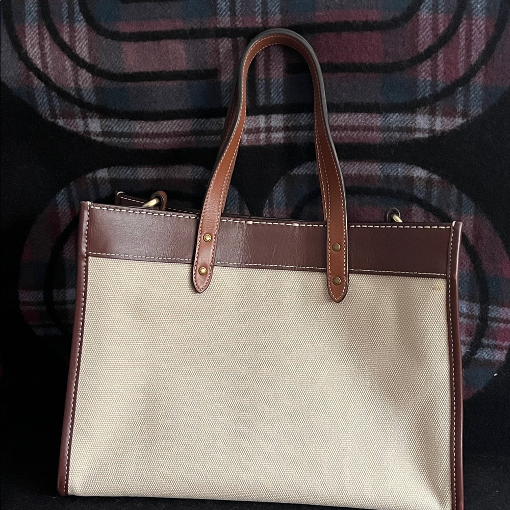 Coach Leatherware Cream and Brown women’s tote bag field canvas - Picture 2 of 10
